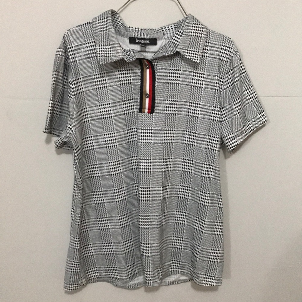 collared shirt